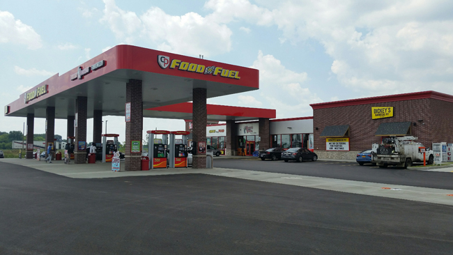 Customers Take Center Stage at Food N Fuel Travel Center in Elwood